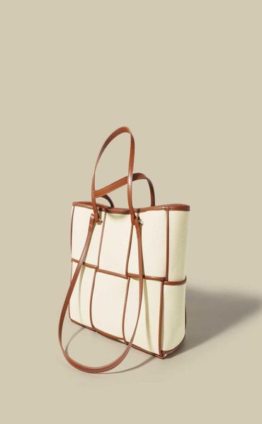s bag point simple fashion woven large capacity commuter tote cowhide canvas one shoulder handbag2137468
s bag point simple fashion woven large capacity commuter tote cowhide canvas one shoulder handbag2137468