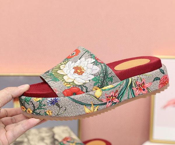 2020 fashion new designer women sandals luxury gear bottoms striped nonslip summer red strawberry slipp1458927, Black
2020 fashion new designer women sandals luxury gear bottoms striped nonslip summer red strawberry slipp1458927, Black