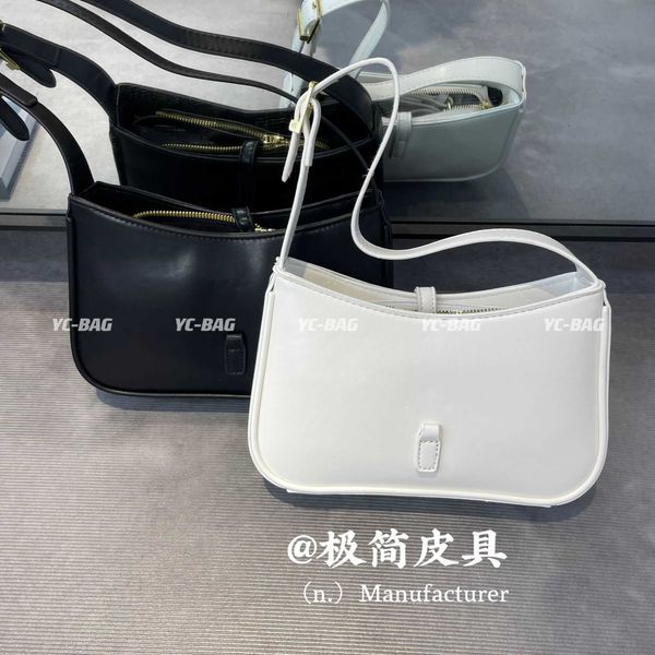 luxury tote bags for women online store single shoulder underarm bag 2023 new fashion stick crescent small and high sense with real logo
luxury tote bags for women online store single shoulder underarm bag 2023 new fashion stick crescent small and high sense with real logo