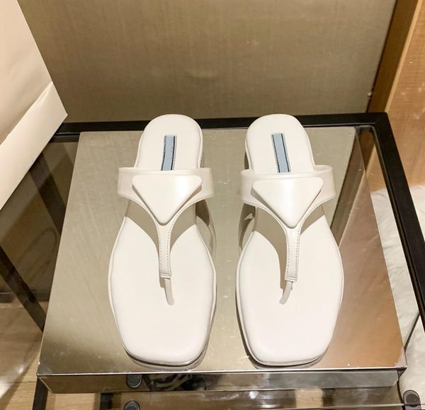 luxurys designer italy brand genuine leather slipper women sliders lambskin sandals flat heel slippers home loafers luxury designe3826799, Black
luxurys designer italy brand genuine leather slipper women sliders lambskin sandals flat heel slippers home loafers luxury designe3826799, Black