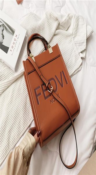designer spring new texture style small square fashion hand messenger women039s bag handbags outlet8003062
designer spring new texture style small square fashion hand messenger women039s bag handbags outlet8003062