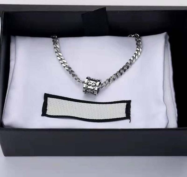 luxury designer necklace fashion charm necklaces for men and women letter vs pendant punk hip hop jewelry length chart 9215556, Silver
luxury designer necklace fashion charm necklaces for men and women letter vs pendant punk hip hop jewelry length chart 9215556, Silver
