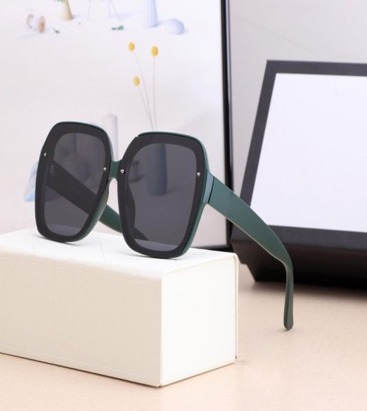 2021 luxury designer style temperament women sunglasses super light uv protection fahion mixed color come with box5997100, White;black
2021 luxury designer style temperament women sunglasses super light uv protection fahion mixed color come with box5997100, White;black