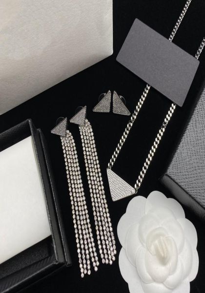classic letter triangle diamond necklace temperament triangular earrings necklaces tassel eadrops jewelry sets with gift box2326185, Black
classic letter triangle diamond necklace temperament triangular earrings necklaces tassel eadrops jewelry sets with gift box2326185, Black