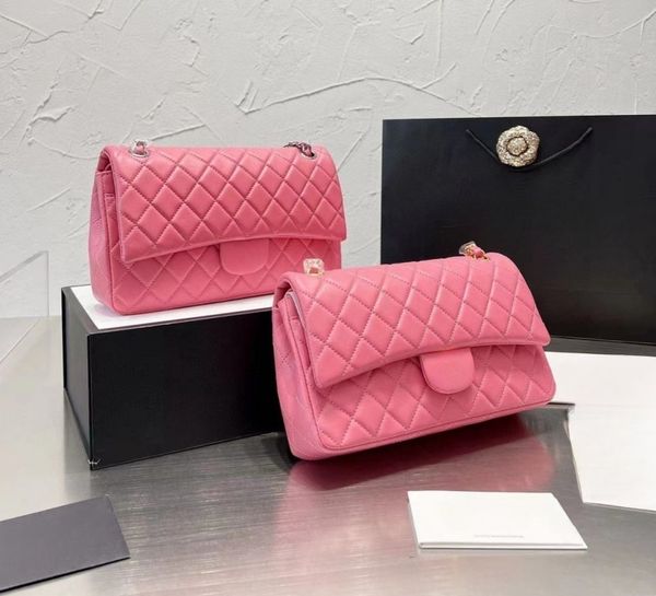 luxury designer bag sheepskin classic cf flap bag diamond lattice quilted crossbody bag hardware chain women's shoulder bag luxury hand
luxury designer bag sheepskin classic cf flap bag diamond lattice quilted crossbody bag hardware chain women's shoulder bag luxury hand