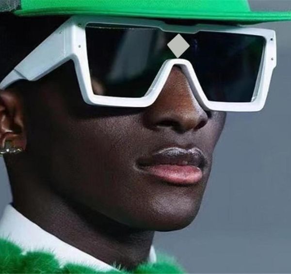 woman sunglass fashion couple designer sunglasses for women mens luxurys designers sun glasses drive summer polarized sunglasses e2113045, White;black
woman sunglass fashion couple designer sunglasses for women mens luxurys designers sun glasses drive summer polarized sunglasses e2113045, White;black