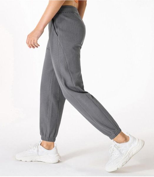 women jogging yoga pants back pocket fitness waffle fabric soft drawstring elastic casual pants legs sweatpants 4 colors2808096
women jogging yoga pants back pocket fitness waffle fabric soft drawstring elastic casual pants legs sweatpants 4 colors2808096