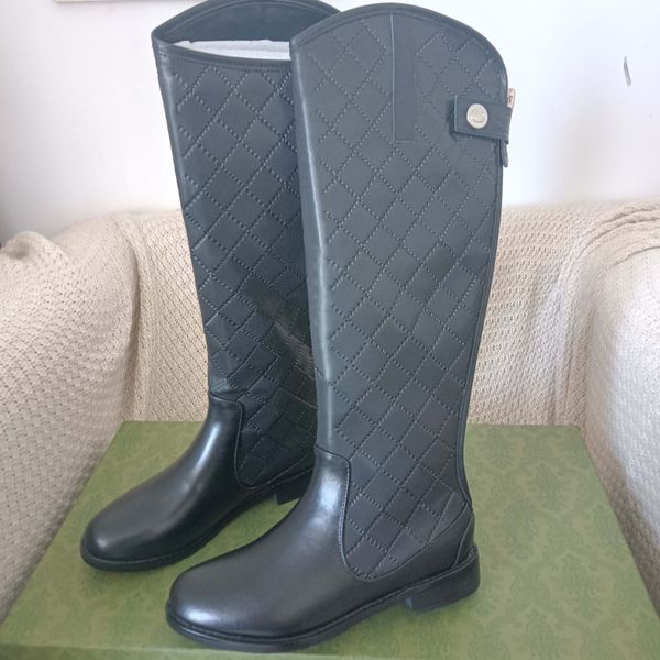 2023autumn and winter new plaid boot women's boots martin boots plaids leather chelsea booties trendlong boots 35-42 03, Black
2023autumn and winter new plaid boot women's boots martin boots plaids leather chelsea booties trendlong boots 35-42 03, Black