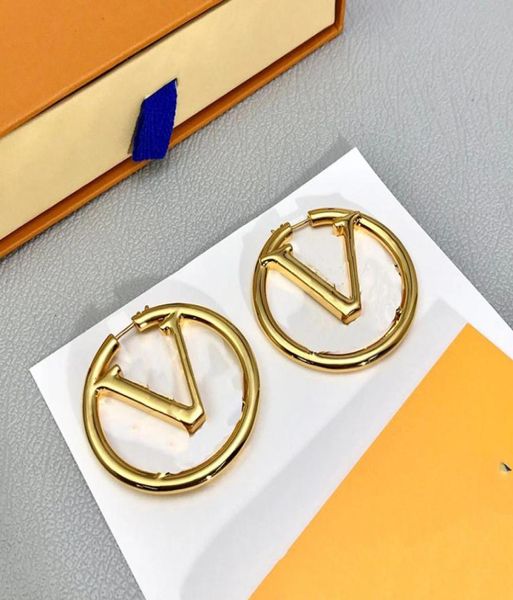classic hoop earring fashion designer jewelry for womens golden stud luxury big circle earrings letters studs designers hoops 22052538797, Golden;silver
classic hoop earring fashion designer jewelry for womens golden stud luxury big circle earrings letters studs designers hoops 22052538797, Golden;silver