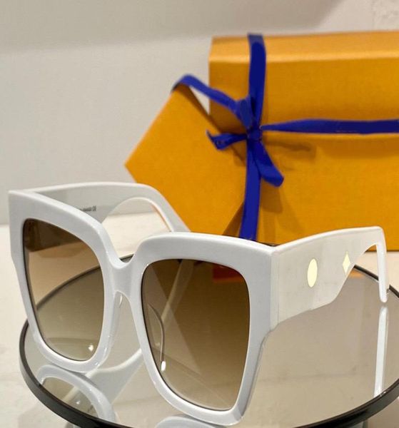 womens sunglasses for women 1563 men sun glasses fashion style protects eyes uv400 lens with case 126654588, White;black
womens sunglasses for women 1563 men sun glasses fashion style protects eyes uv400 lens with case 126654588, White;black