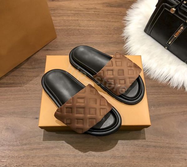 luxury womens slipper designer pool pillow flat comfort sandal pink triple black mens beach slippers fashion embossed pattern mule5131672
luxury womens slipper designer pool pillow flat comfort sandal pink triple black mens beach slippers fashion embossed pattern mule5131672