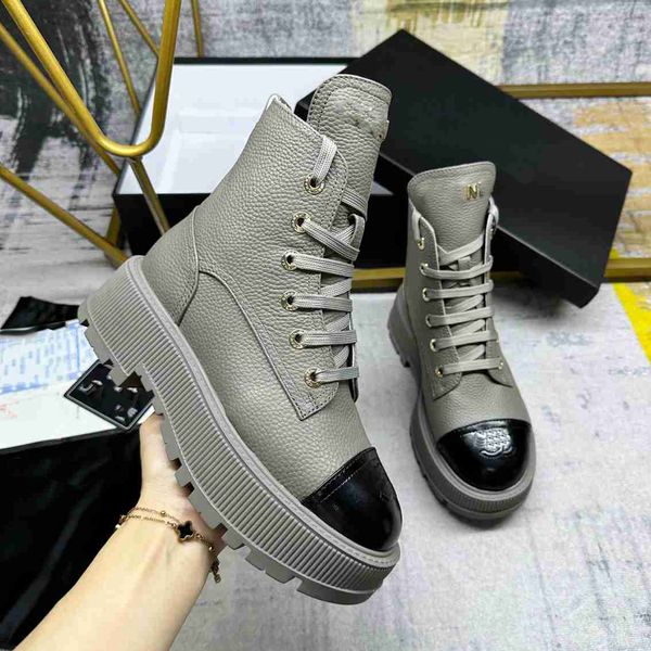 luxury designer boots women ankle booties winter channel leather boot martin platform letter ccity dghfgtgh, Black
luxury designer boots women ankle booties winter channel leather boot martin platform letter ccity dghfgtgh, Black