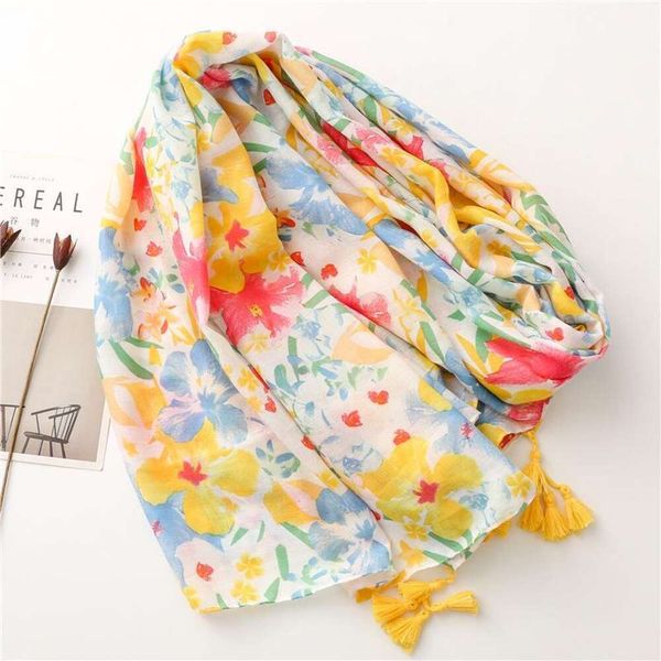 yi tao scarf tropical plant floral cream colored bright cotton and linen hand feeling herringbone pattern beach, Blue;gray
yi tao scarf tropical plant floral cream colored bright cotton and linen hand feeling herringbone pattern beach, Blue;gray