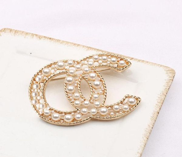 simple small sweet wind luxurys c desinger brooch women pearl rhinestone letters brooches suit pin fashion jewelry clothing decora2395011, Gray
simple small sweet wind luxurys c desinger brooch women pearl rhinestone letters brooches suit pin fashion jewelry clothing decora2395011, Gray
