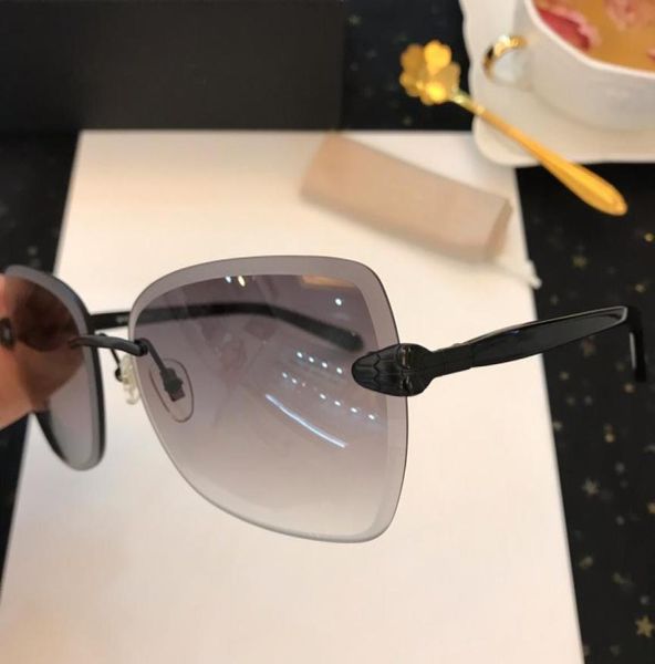 luxury girls sunglasses designer ladies pilot glasses metal women men goggle refletive sun glasses one piece female mirror shades 3376077, White;black
luxury girls sunglasses designer ladies pilot glasses metal women men goggle refletive sun glasses one piece female mirror shades 3376077, White;black