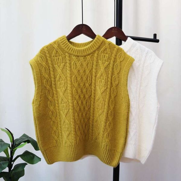 vintage hong kong style hemp vests flower sleeveless sweater vest womens autumn round neck korean version of the, Black;white
vintage hong kong style hemp vests flower sleeveless sweater vest womens autumn round neck korean version of the, Black;white