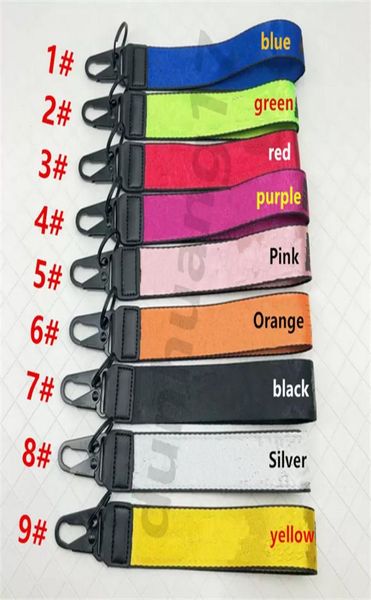 luxury keychains series designer carved logo alloy buckle men and women fashion decoration keychain bag hanging buckle car key cha8896227, Silver
luxury keychains series designer carved logo alloy buckle men and women fashion decoration keychain bag hanging buckle car key cha8896227, Silver