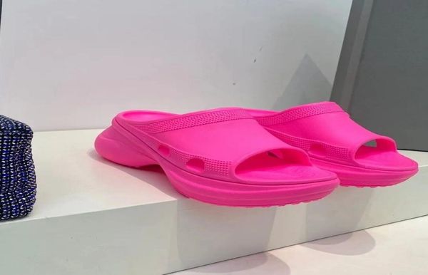 2023 slipper pool slide sandal women mens designer sandals beach shoes outdoors indoor sneakers slip-on black white pink green yellow1431111
2023 slipper pool slide sandal women mens designer sandals beach shoes outdoors indoor sneakers slip-on black white pink green yellow1431111