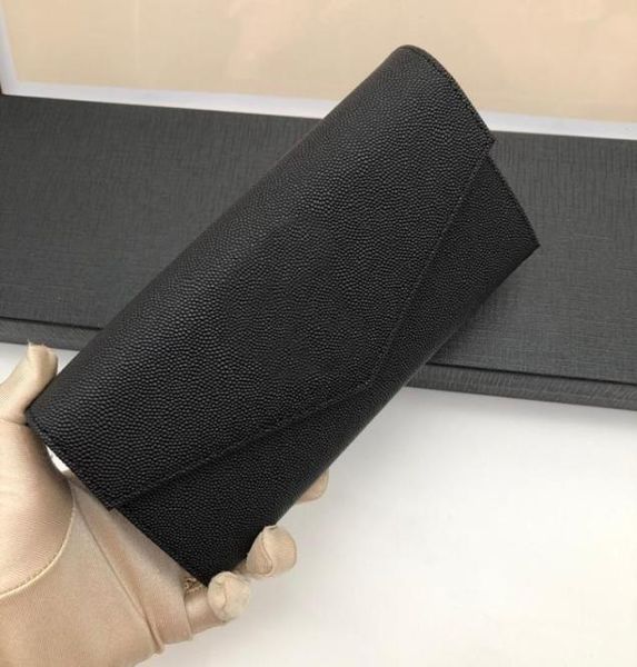 2021 famos designers long wallets for men and womens cardholder coin purse two colors2664396, Red;black
2021 famos designers long wallets for men and womens cardholder coin purse two colors2664396, Red;black