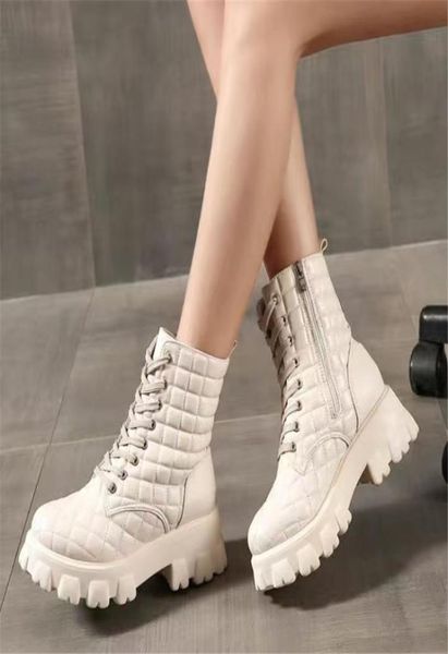 interlocking black ankle biker chunky platform flats combat boots low heel laceup booties leather chains logo buckle women luxury3509257
interlocking black ankle biker chunky platform flats combat boots low heel laceup booties leather chains logo buckle women luxury3509257