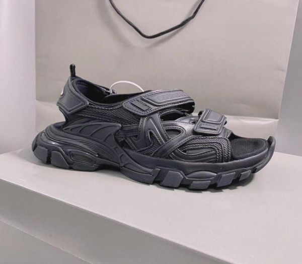 luxury runner women mens designer sandals fashion genuine leather flat slides for sports leisure platform sandal sandy beach8747366, Black
luxury runner women mens designer sandals fashion genuine leather flat slides for sports leisure platform sandal sandy beach8747366, Black
