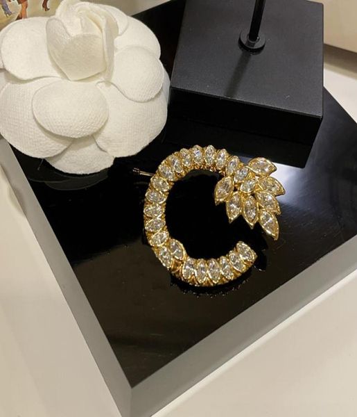 desinger womens brooch letter trend brooch stylish mens light luxury brooches classic fashion all match exquisite brooches d2211177774495, Gray
desinger womens brooch letter trend brooch stylish mens light luxury brooches classic fashion all match exquisite brooches d2211177774495, Gray
