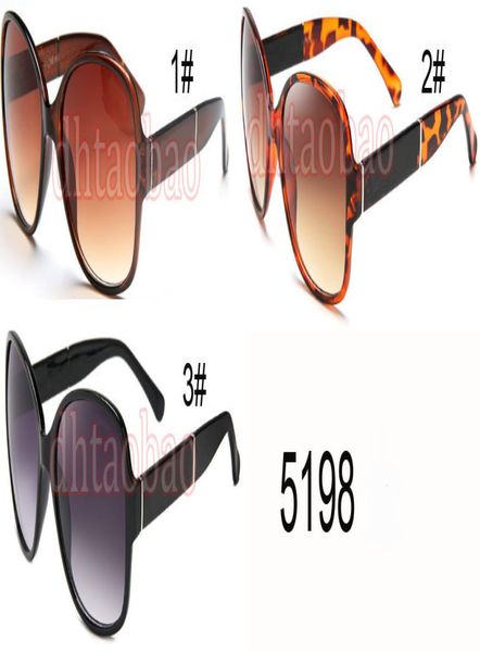 good quality summer new men fashion driving glasses women spectacles riding outdoor retro frame sunglasses 3 colors 2136554, White;black
good quality summer new men fashion driving glasses women spectacles riding outdoor retro frame sunglasses 3 colors 2136554, White;black