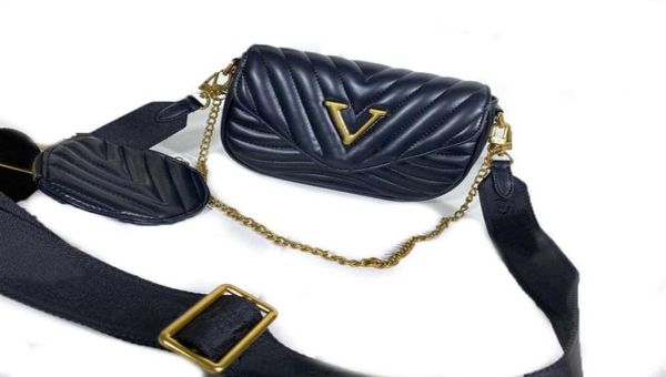 2022 designers women handbags luxurys lady shoulder bags leather messenger bag classic flowers crossbody purses chain4459846, Red;black
2022 designers women handbags luxurys lady shoulder bags leather messenger bag classic flowers crossbody purses chain4459846, Red;black