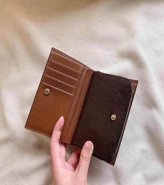 classic ladies passport holder leather multifunction small wallet card case4544791, Red;black
classic ladies passport holder leather multifunction small wallet card case4544791, Red;black