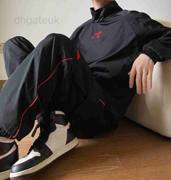 men's tracksuits designer 2023 autumn/winter new casual versatile black nylon pullover sports set jacket ize6, Gray
men's tracksuits designer 2023 autumn/winter new casual versatile black nylon pullover sports set jacket ize6, Gray
