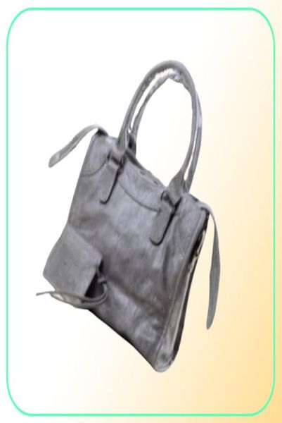 2022 designerwomen039s motorcycle bag totes retro gold nail locomotive women messenger crossbody leather shoulder mini size hi3535086
2022 designerwomen039s motorcycle bag totes retro gold nail locomotive women messenger crossbody leather shoulder mini size hi3535086
