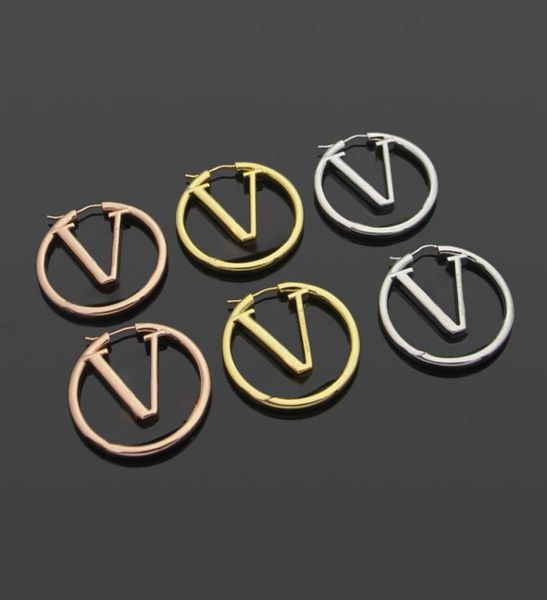 women designer studs v letter large copper ring gold silver rose color earrings trendy jewelry8450774, Golden;silver
women designer studs v letter large copper ring gold silver rose color earrings trendy jewelry8450774, Golden;silver