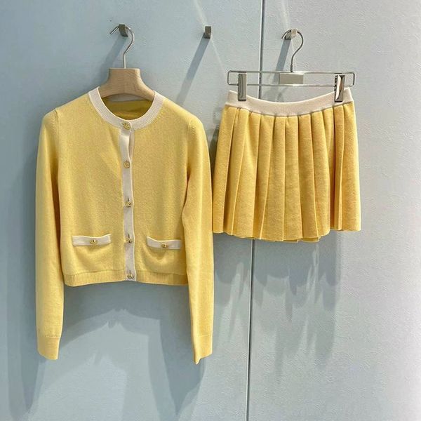 womens sweaters early autumn round neck women all sweet sweater small fragrant coat cardigan 230904, White;black
womens sweaters early autumn round neck women all sweet sweater small fragrant coat cardigan 230904, White;black