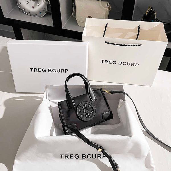 luxury toryy burchh designer bag hong kong luxury tb women's bag canvas mini tote crossbody commuter small women tb shoulder bags fashi
luxury toryy burchh designer bag hong kong luxury tb women's bag canvas mini tote crossbody commuter small women tb shoulder bags fashi