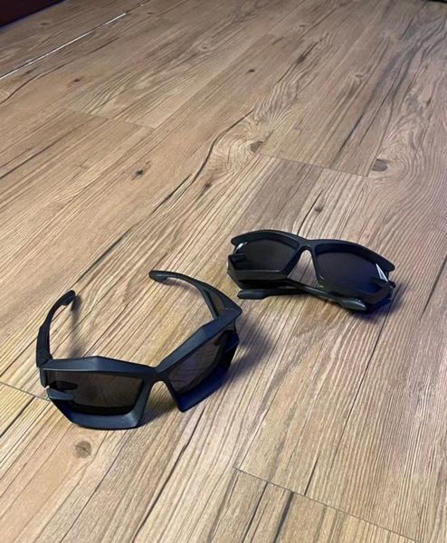 womens sunglasses for women men sun glasses mens 40049 fashion style protects eyes uv400 lens with random box5429676, White;black
womens sunglasses for women men sun glasses mens 40049 fashion style protects eyes uv400 lens with random box5429676, White;black