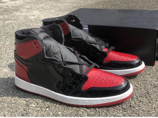 1 high og bred patent mens basketball shoes 1s blackwhitevarsity red men outdoor sports sneakers with box 5550880634138624
1 high og bred patent mens basketball shoes 1s blackwhitevarsity red men outdoor sports sneakers with box 5550880634138624