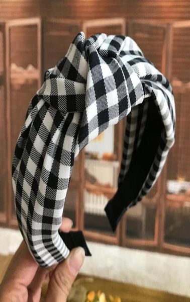 retro middle knotted headband korean fabric simple sweet plaid widebrimmed headband hairpin press hair accessories9169141, Silver
retro middle knotted headband korean fabric simple sweet plaid widebrimmed headband hairpin press hair accessories9169141, Silver