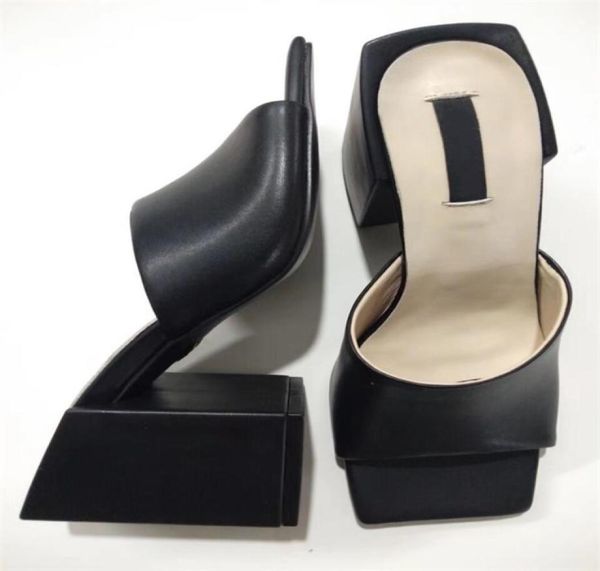 2019 fashion sandals women midheel sandal real leather high heels transparent pvc crystal sandal square toe women slipper with hi6622589, Black
2019 fashion sandals women midheel sandal real leather high heels transparent pvc crystal sandal square toe women slipper with hi6622589, Black