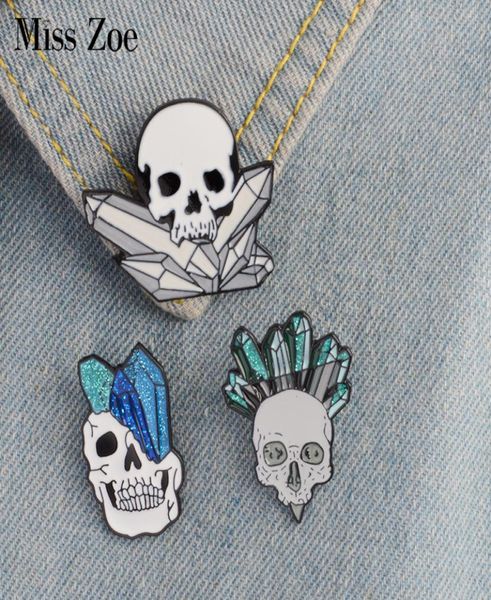 miss zoe crystal skull emaille pins punk skelet erts broches gift voor vrienden fashion cool badge button revers sieraden jeans ca2353458, Gray
miss zoe crystal skull emaille pins punk skelet erts broches gift voor vrienden fashion cool badge button revers sieraden jeans ca2353458, Gray