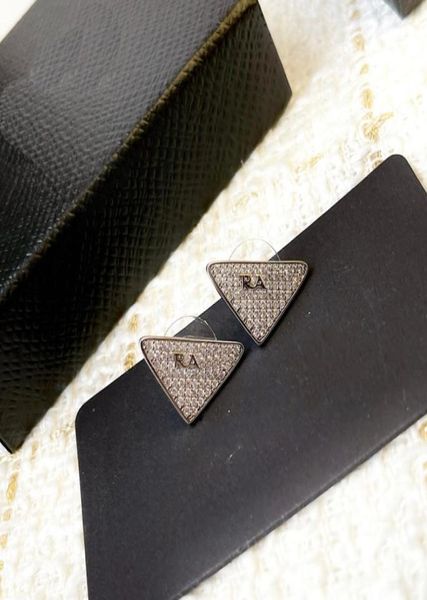 women diamond earring designer jewelry for womens earrings cool triangle design luxury stud letter studs party street hoops 2203267794690, Golden;silver
women diamond earring designer jewelry for womens earrings cool triangle design luxury stud letter studs party street hoops 2203267794690, Golden;silver