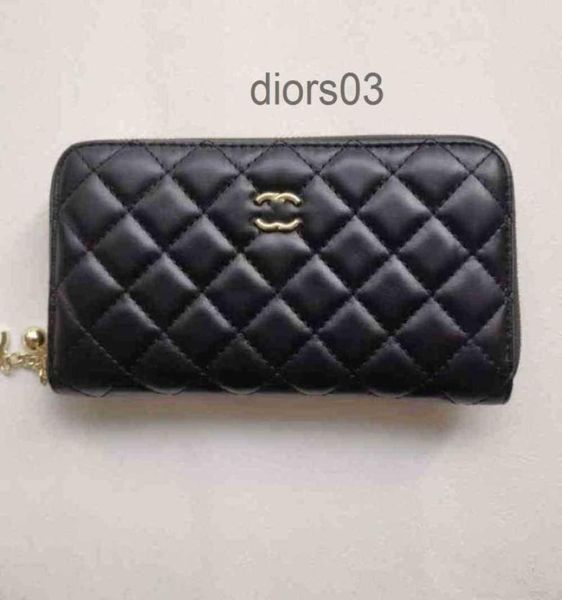handbag channel bag wallet womens mens lovers new soft leather women039s long zipper lingge card wallet large capacity hand mob1105705, Red;black
handbag channel bag wallet womens mens lovers new soft leather women039s long zipper lingge card wallet large capacity hand mob1105705, Red;black