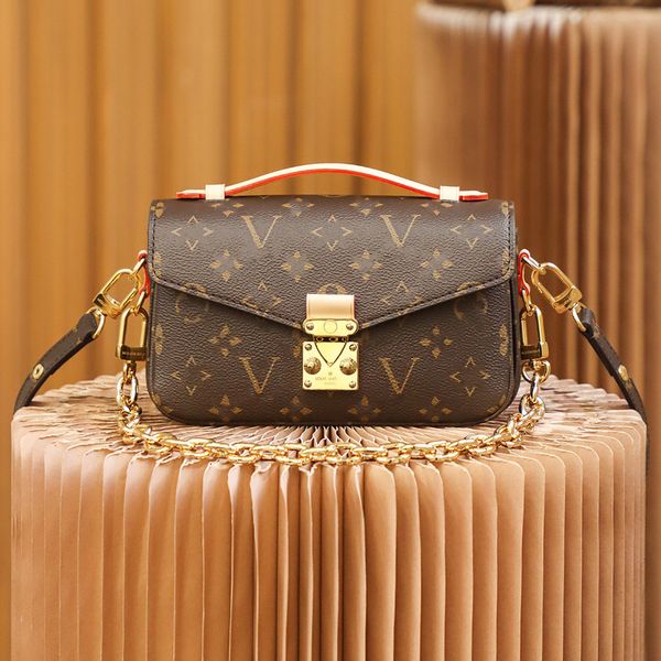 women fashion designer bag solid color leather baguette bags classic letter shoulder bag interior zipper pocket handbags m46z79 ship
women fashion designer bag solid color leather baguette bags classic letter shoulder bag interior zipper pocket handbags m46z79 ship