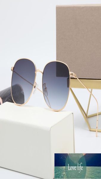 summer new sunglasses male uv400 sunglasses female super light large face thin korean tide factory expert design quality lat6713549, White;black
summer new sunglasses male uv400 sunglasses female super light large face thin korean tide factory expert design quality lat6713549, White;black