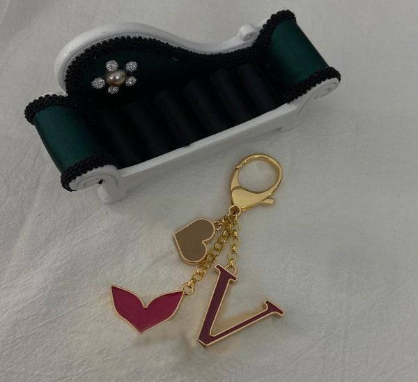 fashion trendy luxury designer keychains classic mens key buckle key chain letter silver gary keyrings womens bag pen8982819
fashion trendy luxury designer keychains classic mens key buckle key chain letter silver gary keyrings womens bag pen8982819