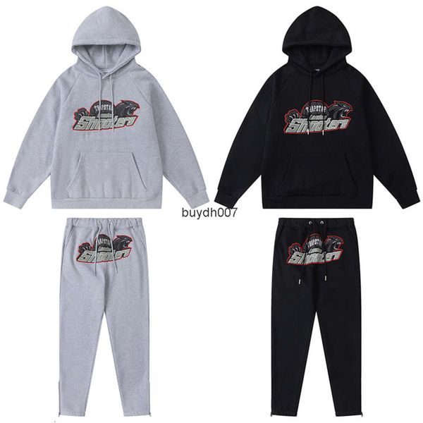 4vep men and women hoodie sweatshirt autumn winter trapstar red black tiger head towel embroidery plush hooded sweater zipper trousers panti
4vep men and women hoodie sweatshirt autumn winter trapstar red black tiger head towel embroidery plush hooded sweater zipper trousers panti