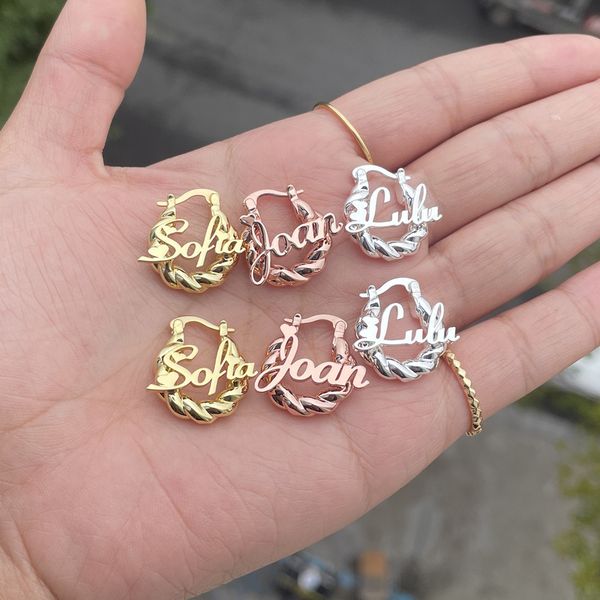 hoop huggie 3umeter anting-anting nama kustom anak memutar 18mm kepribadian lucu huruf kecil mini hoop anting-anting hadiah anak perempuan 2, Golden;silver
hoop huggie 3umeter anting-anting nama kustom anak memutar 18mm kepribadian lucu huruf kecil mini hoop anting-anting hadiah anak perempuan 2, Golden;silver