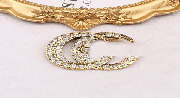 vintage designer bronze brooches men women fashion brand letter inlay crystal rhinestone sweater suit collar pin brooche geometric4054937, Gray
vintage designer bronze brooches men women fashion brand letter inlay crystal rhinestone sweater suit collar pin brooche geometric4054937, Gray