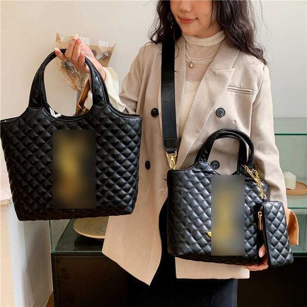 luxury tote bags for women online store handbag women 2023 new fashion lingge bucket bag with texture and large capacity with real logo
luxury tote bags for women online store handbag women 2023 new fashion lingge bucket bag with texture and large capacity with real logo