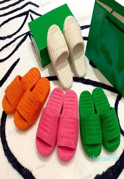 2023 slippers sandals women designer slides fabric rubber fur cotton outsole grass green thick bottom slipper wedge fluffy resort 2061166, Black
2023 slippers sandals women designer slides fabric rubber fur cotton outsole grass green thick bottom slipper wedge fluffy resort 2061166, Black