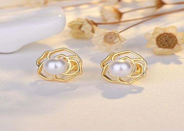 2022 new ol luxury pearl designer stud earrings for girls sweet rose flower 925 silver needle ear rings jewelry4126662, Golden;silver
2022 new ol luxury pearl designer stud earrings for girls sweet rose flower 925 silver needle ear rings jewelry4126662, Golden;silver